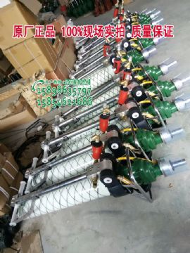 點擊查看詳細信息<br>標題：發(fā)往山西太原MQT-120/2.3氣動錨桿鉆機及配件 閱讀次數：1954